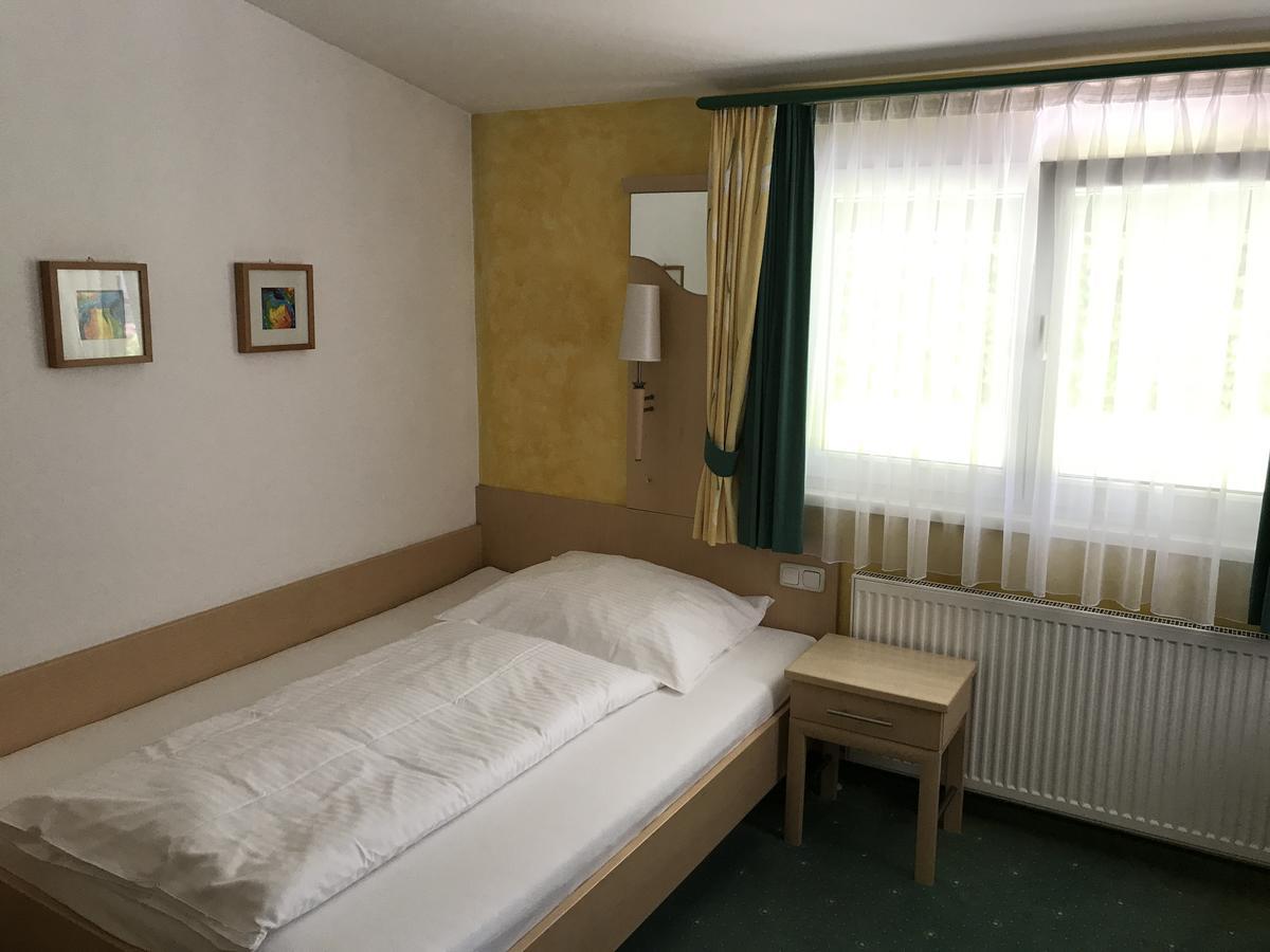 Markt Sankt Florian Gasthof "Zur Kanne" מראה חיצוני תמונה