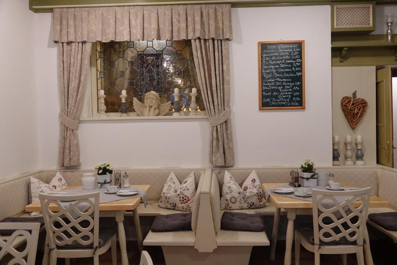 Markt Sankt Florian Gasthof "Zur Kanne" מראה חיצוני תמונה